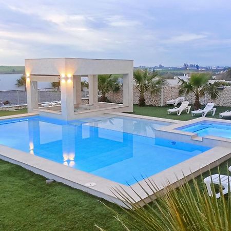 Casa Fertonia Villa Fuentes de Andalucia Luaran gambar