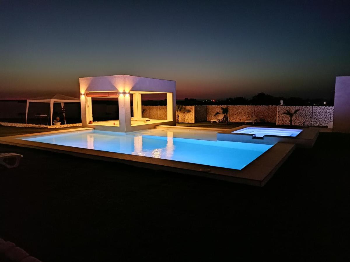 Casa Fertonia Villa Fuentes de Andalucia Luaran gambar